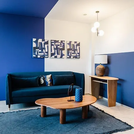 Exklusive Design Deep Blue Neubau *