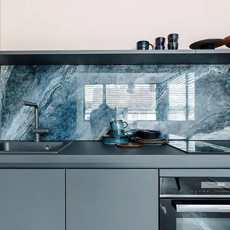 Apartment Exklusive Design Deep Blue Neubau
