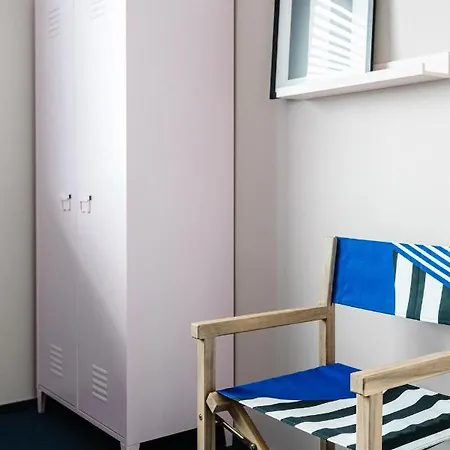 Exklusive Design Deep Blue Neubau Apartment *