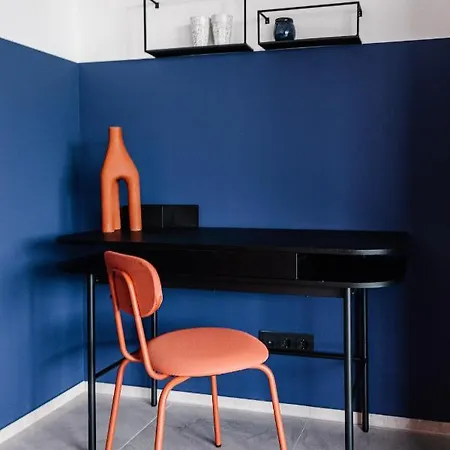 Exklusive Design Deep Blue Neubau Apartment