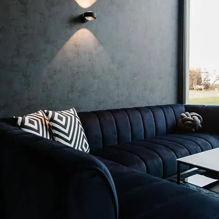 Exklusive Design Deep Blue Neubau Apartment Pfungstadt