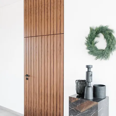 Exklusive Design Deep Blue Neubau *