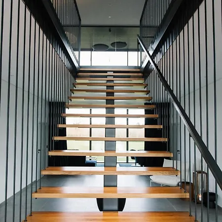 Exklusive Design Deep Blue Neubau Apartment