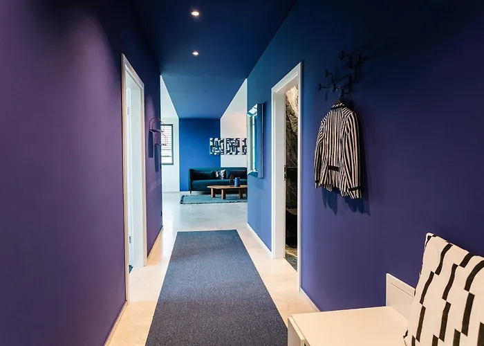 Exklusive Design Deep Blue Neubau Пфунгштадт