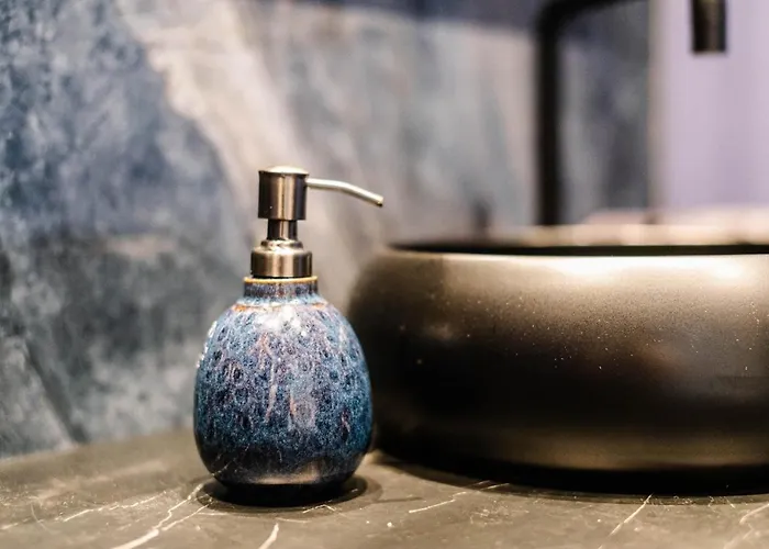 Exklusive Design Deep Blue Neubau *