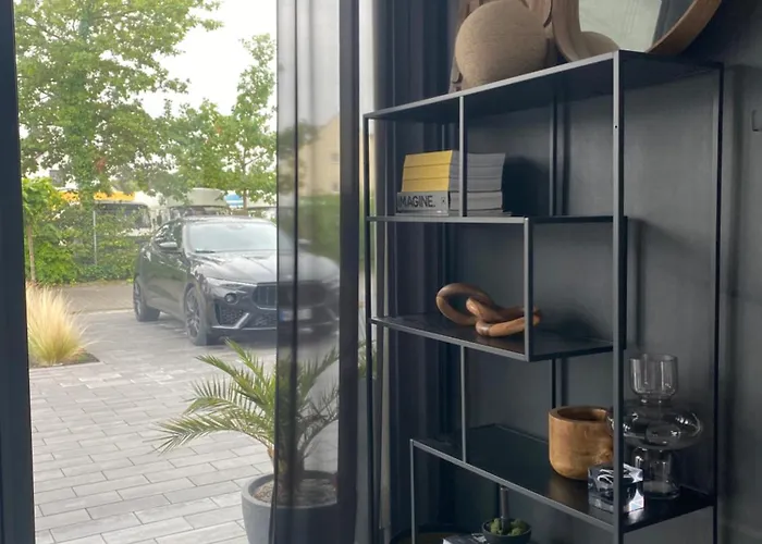 Exklusive Design Deep Blue Neubau Пфунгштадт